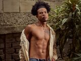 LianCarther shows cam