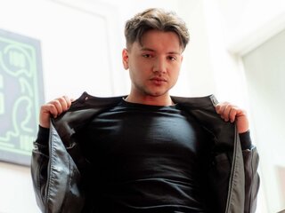 MilesWalker amateur real